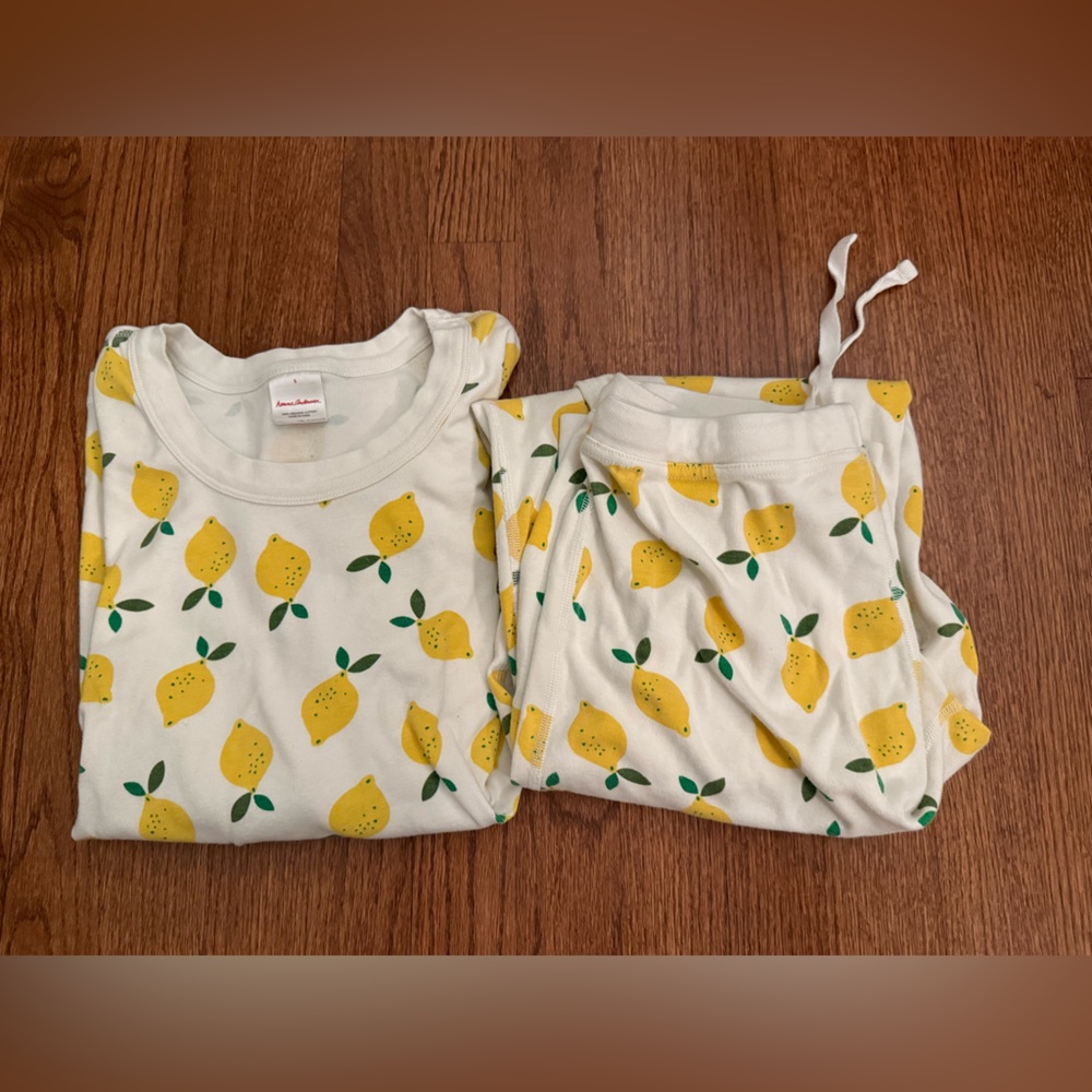 Hanna Andersson set Lemon Print Long Sleeve